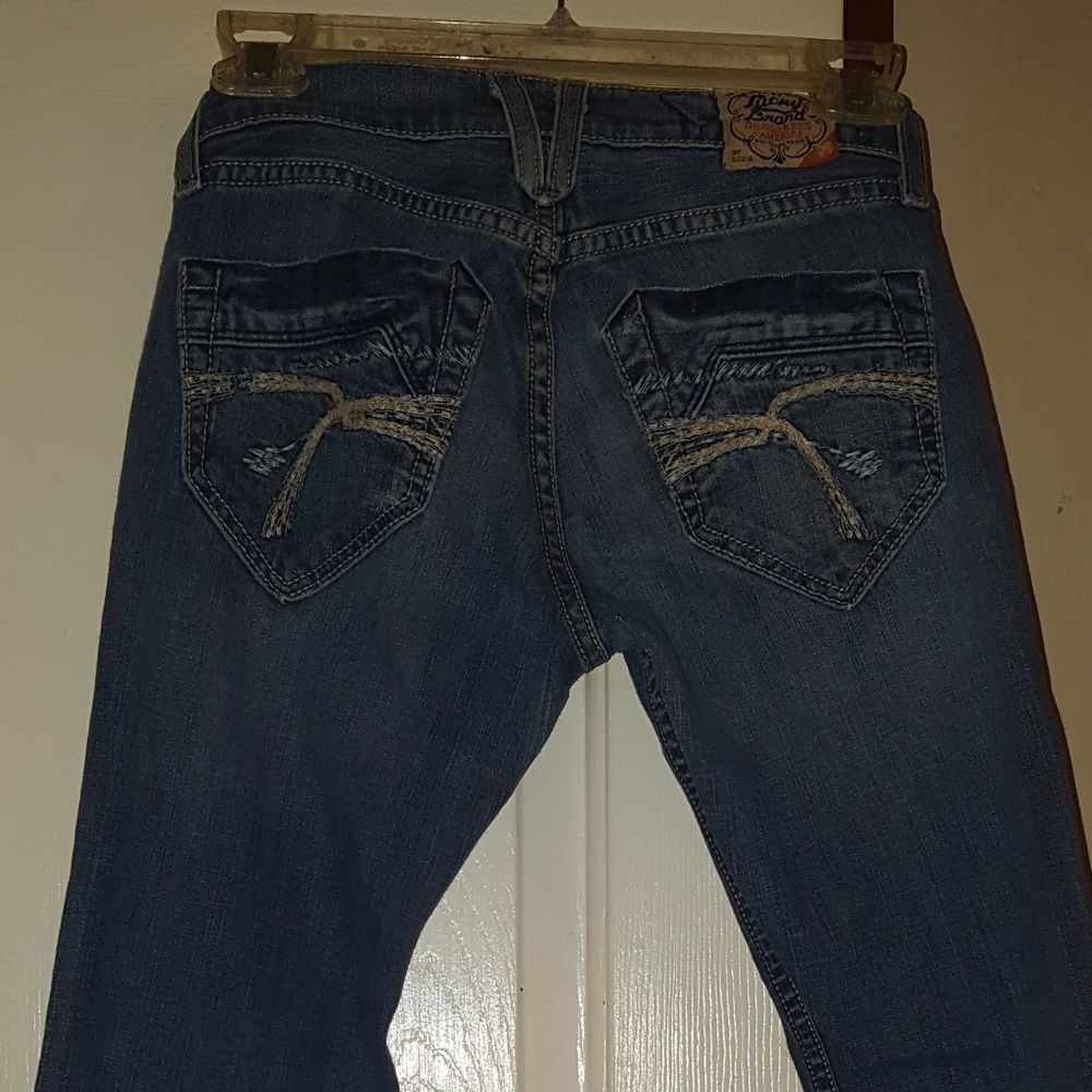 Buckle Jeans
